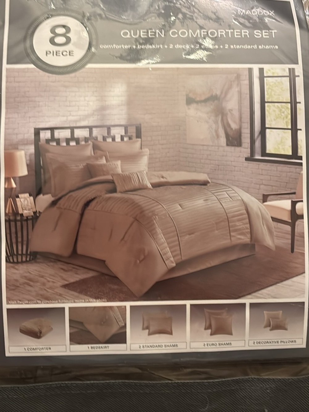 Queen comforter set